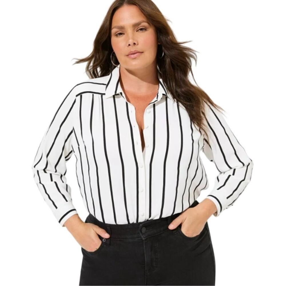 Torrid Madison Shirt 00 Black White Striped Crepe De Chine Button Front